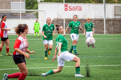 El San José femenino golea en su último partido. MARIO TEJEDOR
