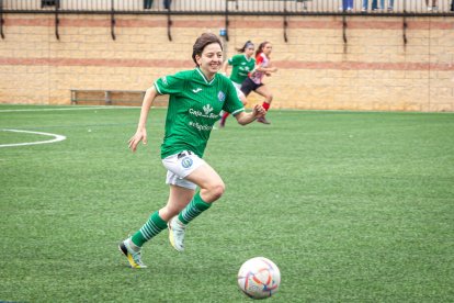 El San José femenino golea en su último partido. MARIO TEJEDOR