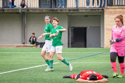 El San José femenino golea en su último partido. MARIO TEJEDOR
