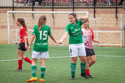 El San José femenino golea en su último partido. MARIO TEJEDOR