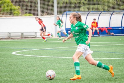 El San José femenino golea en su último partido. MARIO TEJEDOR