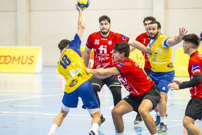 BM Soria vs Finetwork Gijón. MARIO TEJEDOR (28)