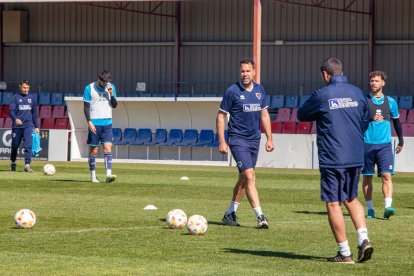 Entrenamiento del CD Numancia en la Ciudad Deportiva. MARIO TEJEDOR (4)