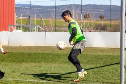 Entrenamiento del CD Numancia en la Ciudad Deportiva. MARIO TEJEDOR (16)