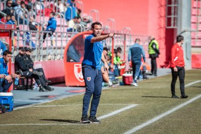 El Numancia no pasó del empate ante el Atlético Baleares. G.M.