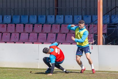 Entrenamiento del CD Numancia en la Ciudad Deportiva. MARIO TEJEDOR (24)
