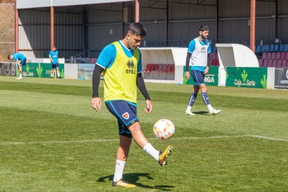 Entrenamiento del CD Numancia en la Ciudad Deportiva. MARIO TEJEDOR (27)