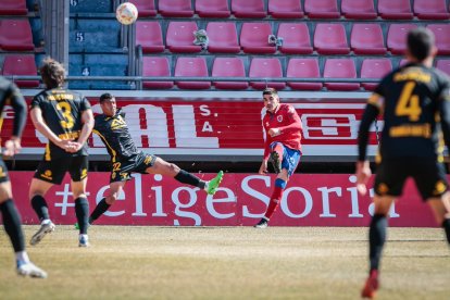 El Numancia no pasó del empate ante el Atlético Baleares. G.M.