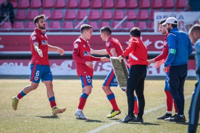 El Numancia no pasó del empate ante el Atlético Baleares. G.M.