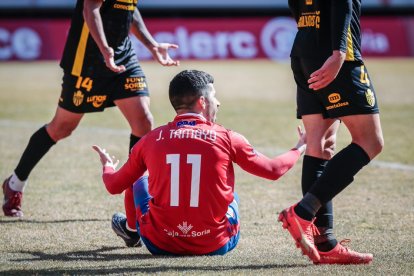 El Numancia no pasó del empate ante el Atlético Baleares. G.M.