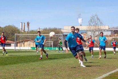 Entrenamiento del CD Numancia en la Ciudad Deportiva. MARIO TEJEDOR (57)