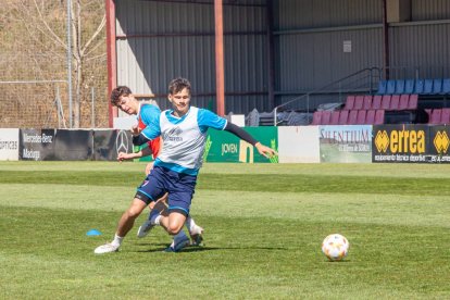 Entrenamiento del CD Numancia en la Ciudad Deportiva. MARIO TEJEDOR (70)