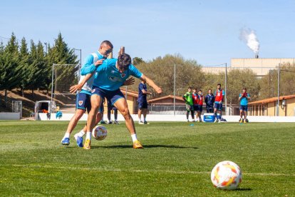 Entrenamiento del CD Numancia en la Ciudad Deportiva. MARIO TEJEDOR (74)