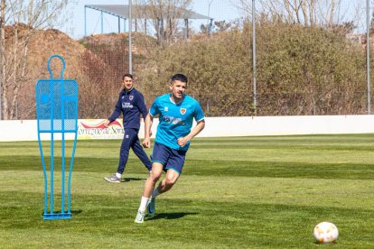 Entrenamiento del CD Numancia en la Ciudad Deportiva. MARIO TEJEDOR (85)