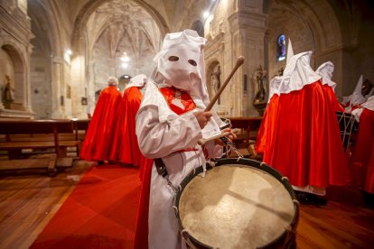 Via Crucis penitencial de la Cofradía de la flagelación. MARIO TEJEDOR