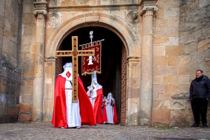 Via Crucis penitencial de la Cofradía de la flagelación. MARIO TEJEDOR