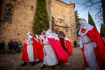 Via Crucis penitencial de la Cofradía de la flagelación. MARIO TEJEDOR