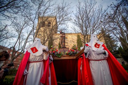 Via Crucis penitencial de la Cofradía de la flagelación. MARIO TEJEDOR