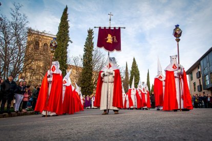 Via Crucis penitencial de la Cofradía de la flagelación. MARIO TEJEDOR