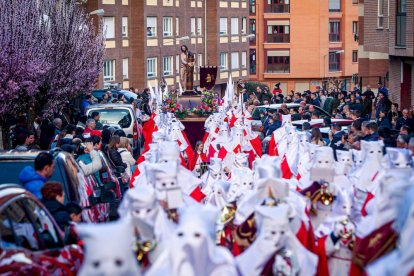 Via Crucis penitencial de la Cofradía de la flagelación. MARIO TEJEDOR