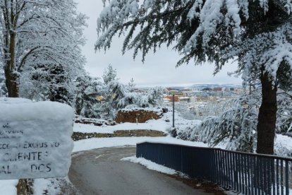 Vistas desde el parque del Castillo en Soria.