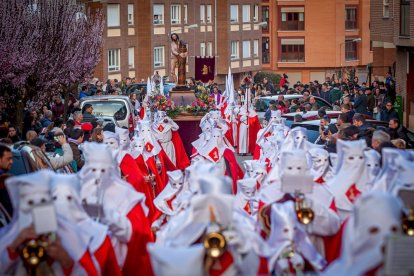 Via Crucis penitencial de la Cofradía de la flagelación. MARIO TEJEDOR