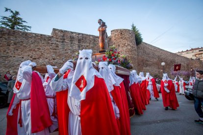Via Crucis penitencial de la Cofradía de la flagelación. MARIO TEJEDOR