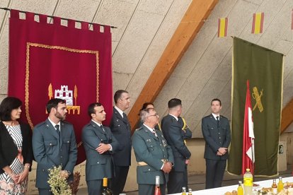 San Esteban celebra con su Guardia Civil el día del Pilar. ANA HERNANDO