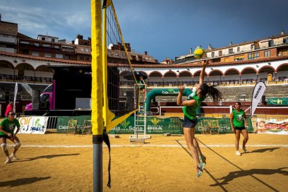 Voley plaza Final popular femenina - MARIO TEJEDOR (8)