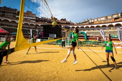 Voley plaza Final popular femenina - MARIO TEJEDOR (25)