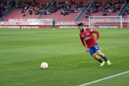 CD Numancia 0 vs Athletic B 0. VICTOR GARCÍA VALERO (5)