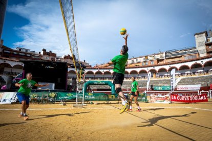 Voley plaza Final popular mixta - MARIO TEJEDOR (34)