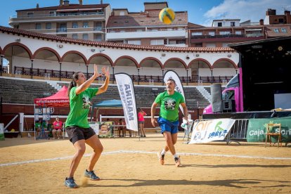 Voley plaza Final popular mixta - MARIO TEJEDOR (35)