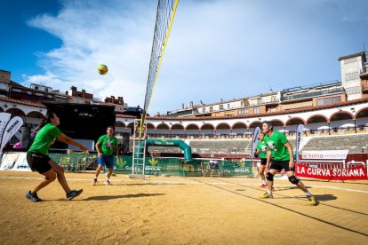Voley plaza Final popular mixta - MARIO TEJEDOR (39)
