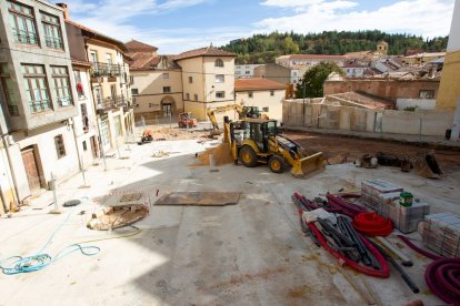 Obras en la plaza del Carmen. MARIO TEJEDOR(1)
