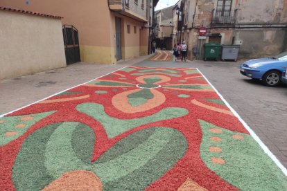 Alfombras florales en San Esteban.-ANA HERNANDO