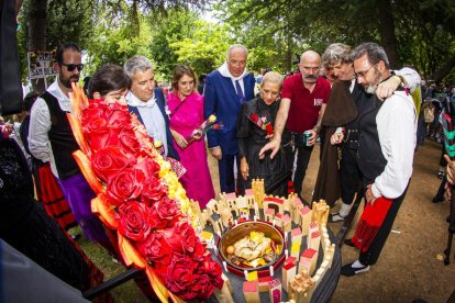 Las autoridades visitan las calderas - MARIO TEJEDOR (9)