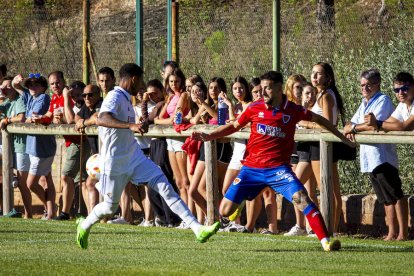 CD Numancia vs Real Madrid Castilla - MARIO TEJEDOR (4)