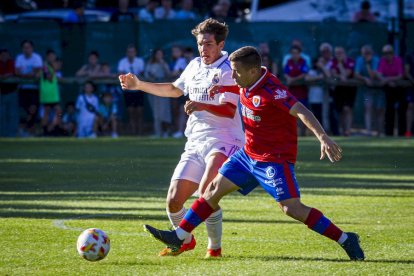 CD Numancia vs Real Madrid Castilla - MARIO TEJEDOR (9)