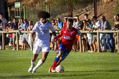 CD Numancia vs Real Madrid Castilla - MARIO TEJEDOR (14)