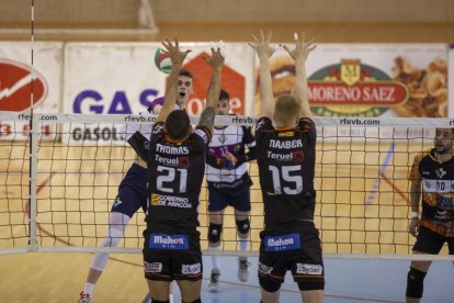 Voley Superliga Masculina: CVD Rio Duero vs CV Teruel
Fotógrafo: Mario Tejedor