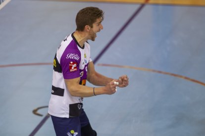 Voley Superliga Masculina: CVD Rio Duero vs CV Teruel
Fotógrafo: Mario Tejedor