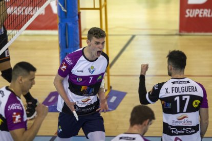 Voley Superliga Masculina: CVD Rio Duero vs CV Teruel
Fotógrafo: Mario Tejedor