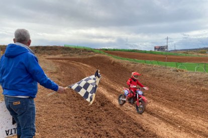 San Esteban vibró de nuevo con el motor en Cabeza de Perro. ANA HERNANDO