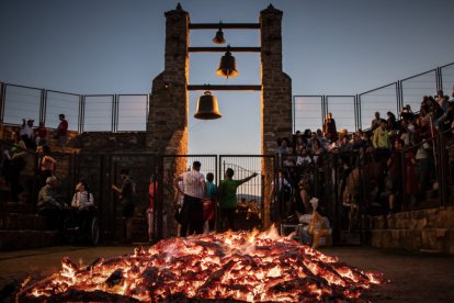 Paso del Fuego 2023 en San Pedro con un recinto abarrotado