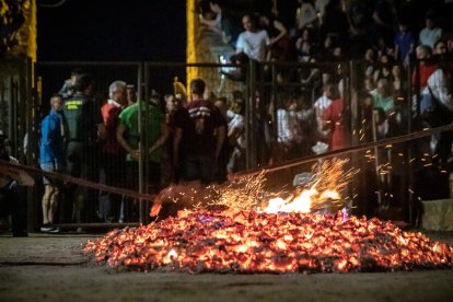 Paso del Fuego 2023 en San Pedro con un recinto abarrotado