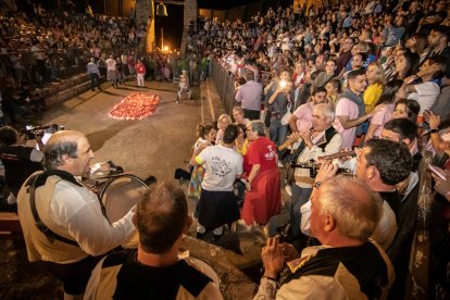 Paso del Fuego 2023 en San Pedro con un recinto abarrotado