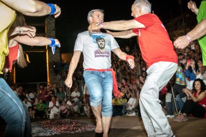 Paso del Fuego 2023 en San Pedro con un recinto abarrotado