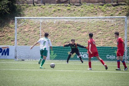 El Numancia infantil B perdía 2-4 ante el Victoria y se queda sin ascenso.
