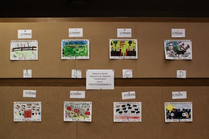 Entrega de premios del concurso escolar de ilustraciones sanjuaneras de la Asociación de Jurados de Cuadrilla
